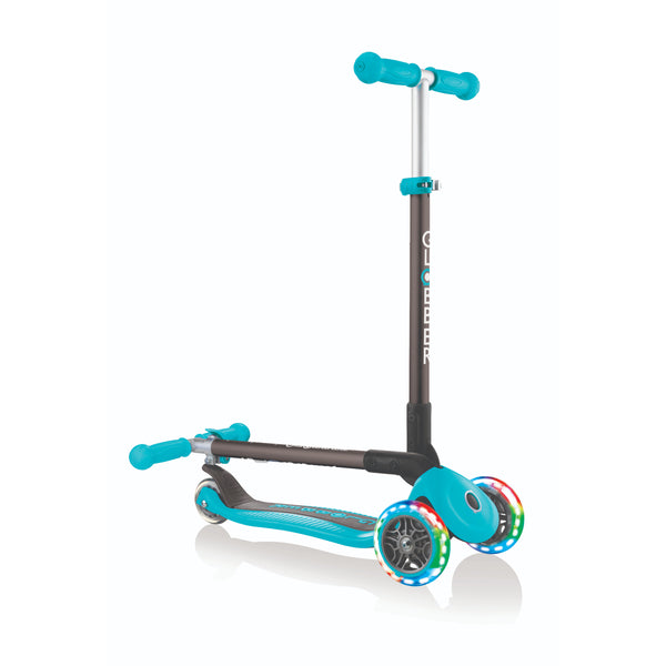 Globber Primo Foldable Lights 3 Wheel Scooter.