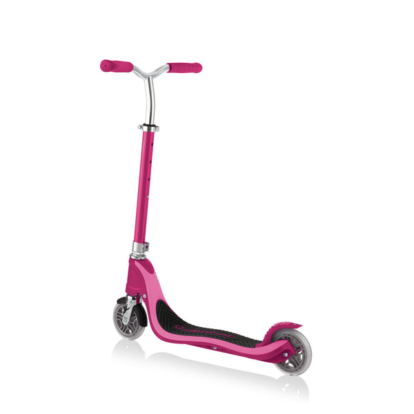 Globber Flow 125 Scooter.