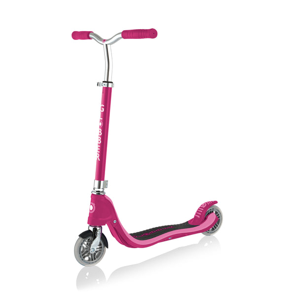 Globber Flow 125 Scooter.
