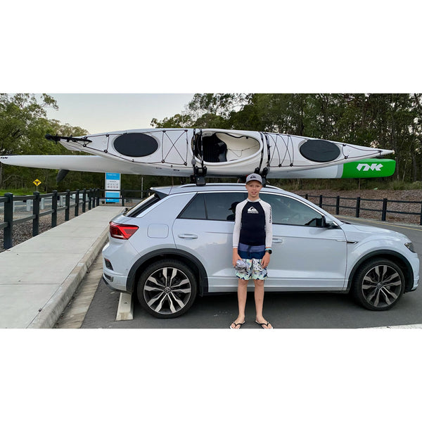 Customer Photo Review_Aquanauta pro 2022_White_showing how to put the Kayak on the car roof. 