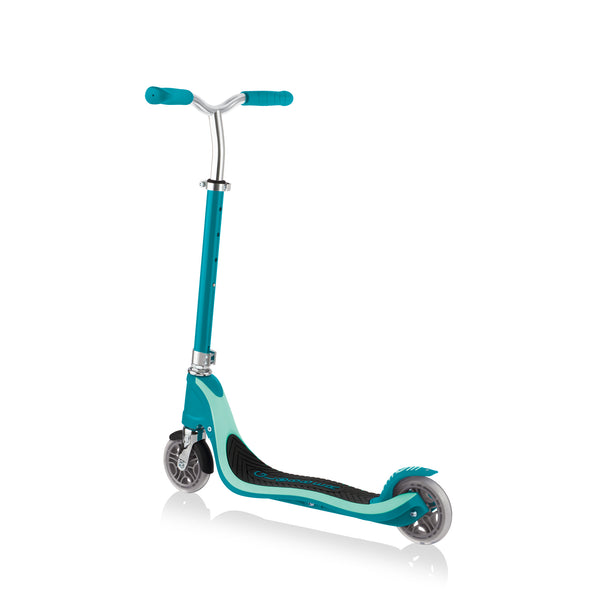 Globber Flow 125 Scooter