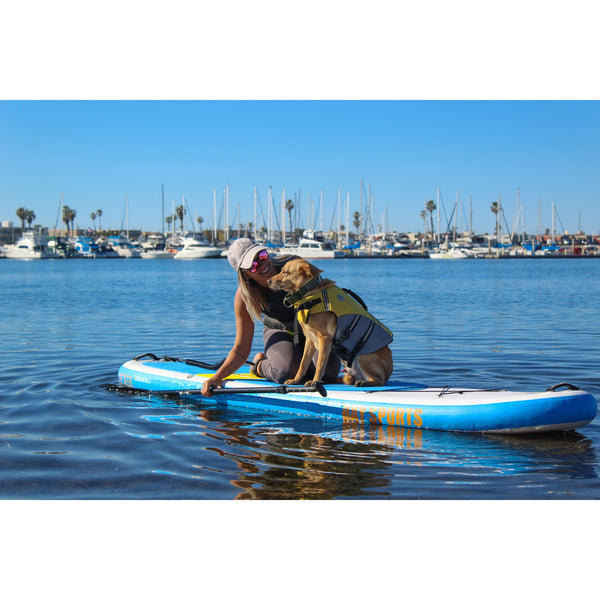 Lady and her dog on 10'8 seek