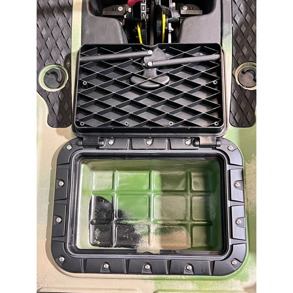 Bay Sports Pedal Pro Fish 3.9m - Rectangular Storage Hatch